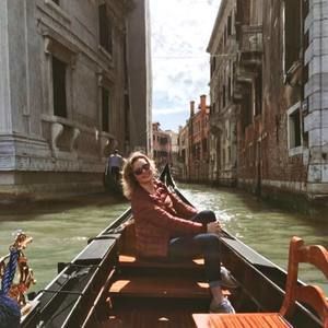 Meet your Posher, Joyce